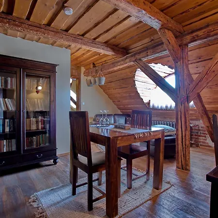 Dvur Olsiny -hotel And Horse-riding 3*