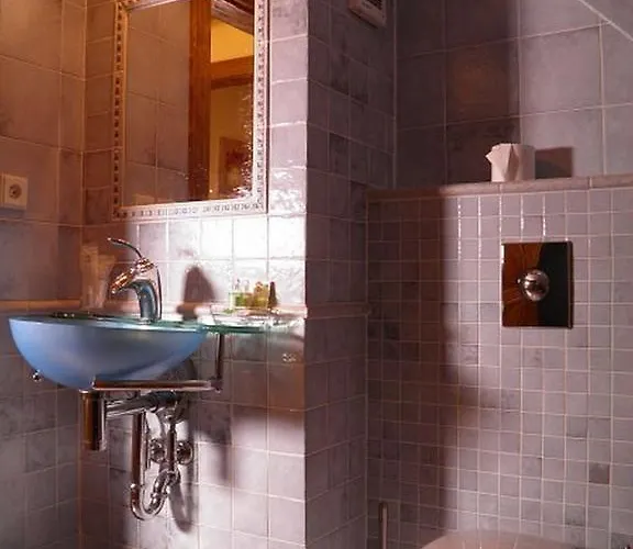 Dvur Olsiny -hotel And Horse-riding