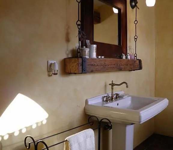 Hotel Dvur Olsiny -hotel And Horse-riding